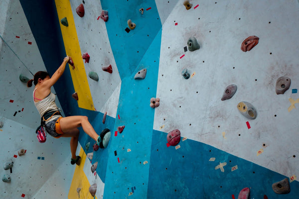 How tight should my climbing shoes really be? - alpineoutpost