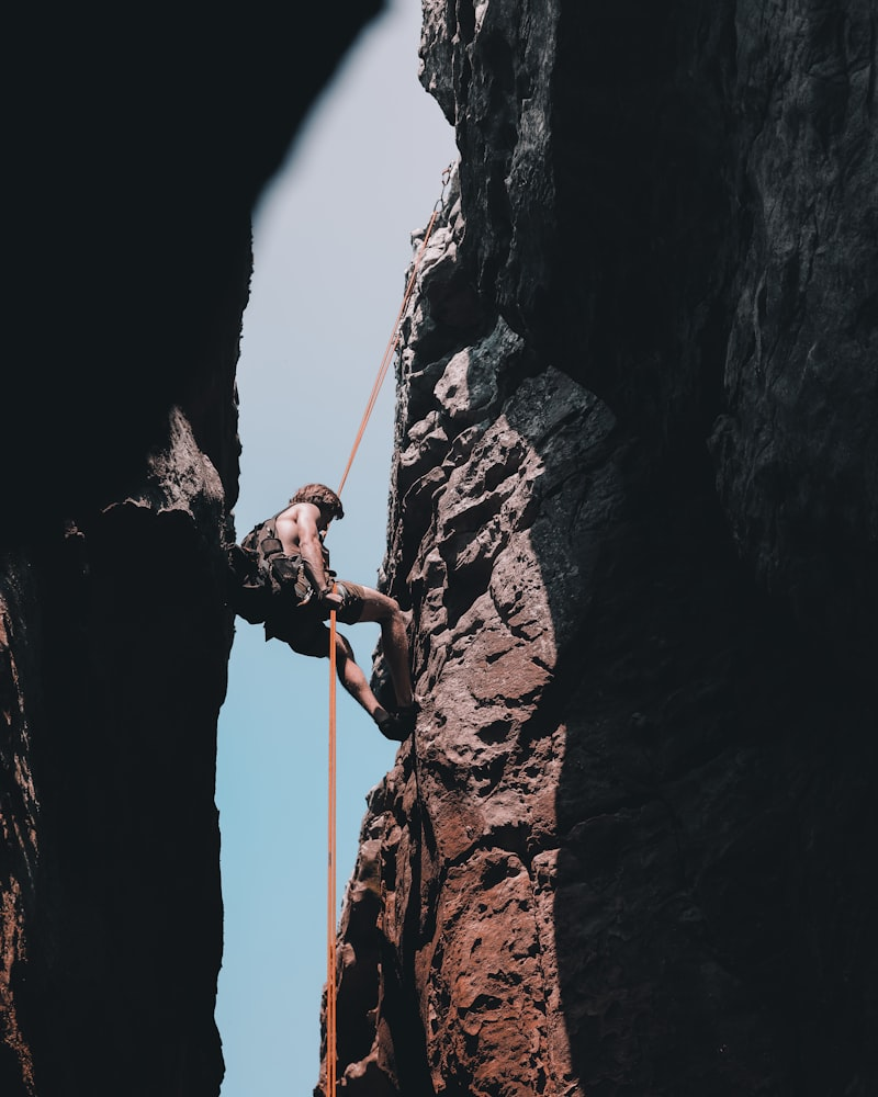 Outdoor Bouldering: Finding and Reading Rock Features